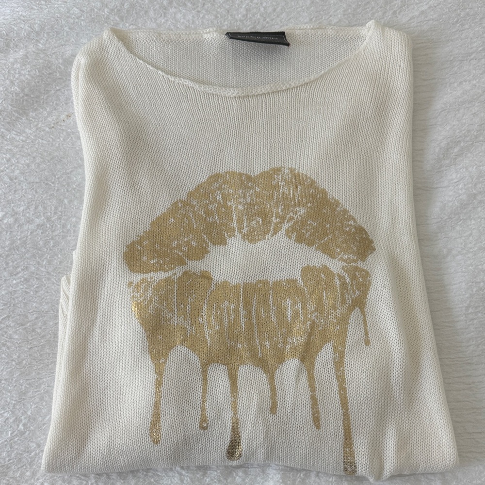 Wooden Ships White Sweater with Gold Lip Design XS